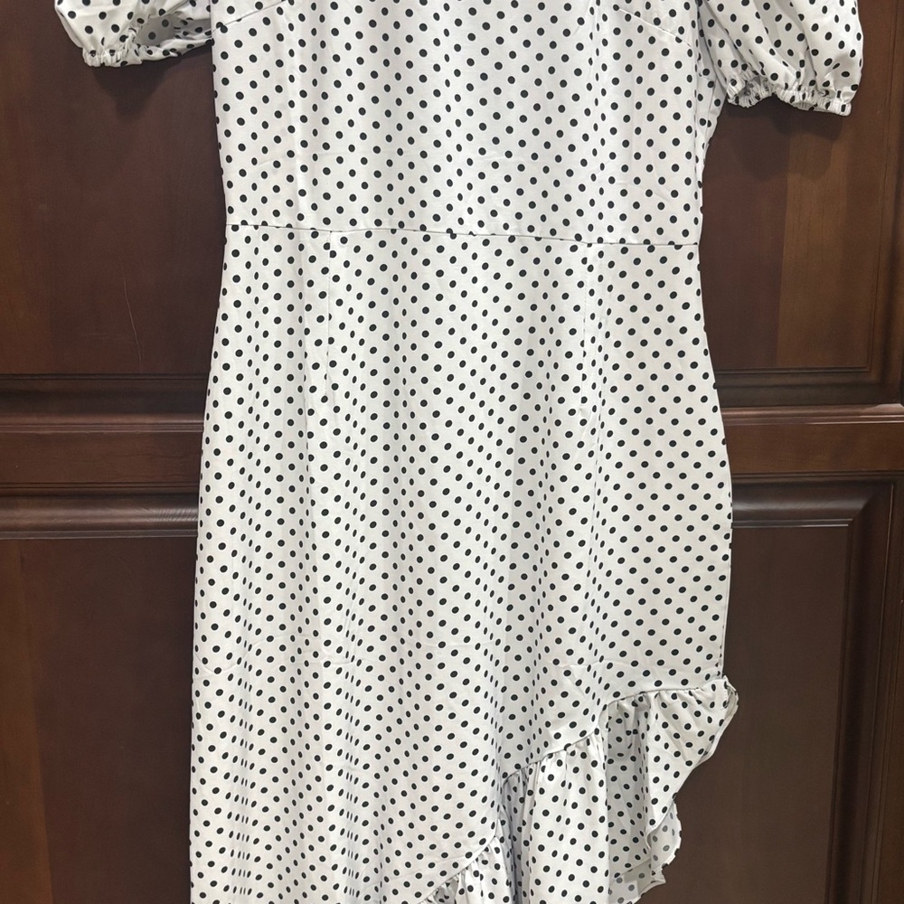 PrettyLittleThing White and Black Polka Dot Dress S-8